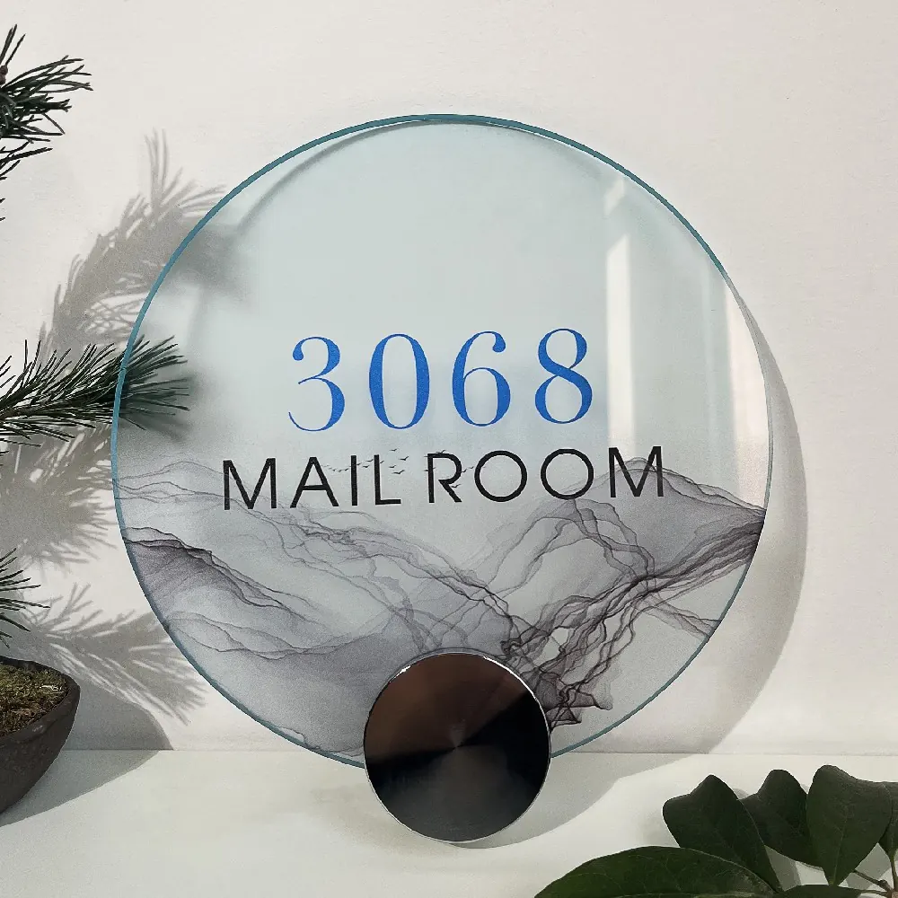 Y010-2 clear acrylic disc room sign 3068 with ink-wash print